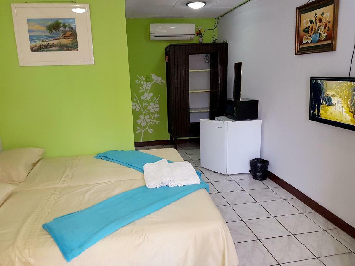 Hotel Cecil Paradise Willemstad