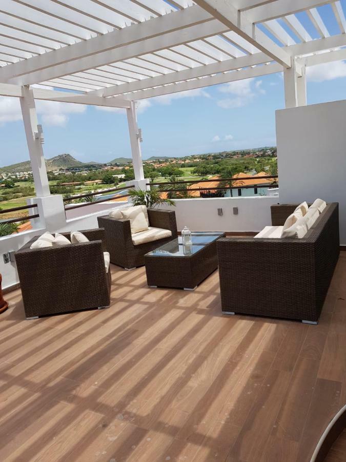 Beach , Apartment *