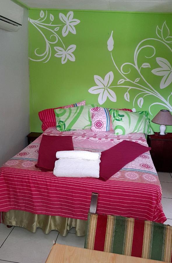 Hotel Cecil Paradise