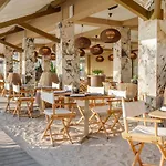 Papagayo Beach Resort (Adults Only)