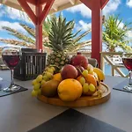 Tropical Treasure - Penthouse At The Spanish Water
