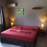 Frangipani Apartments