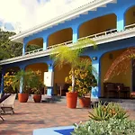 Atlantis Apartments