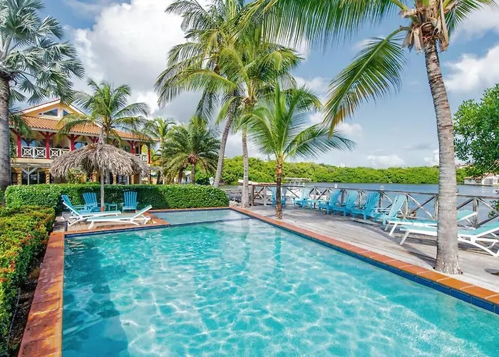Tropical Treasure - Penthouse At The Spanish Water