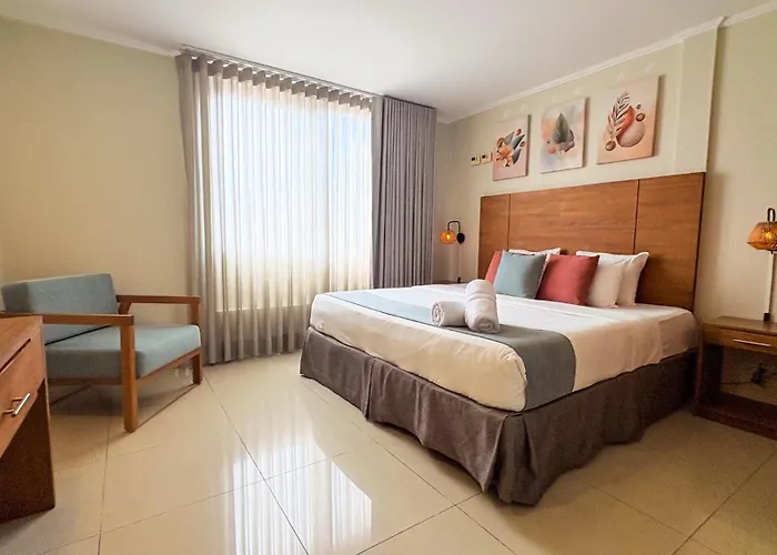 City Suites & Beach Hotel