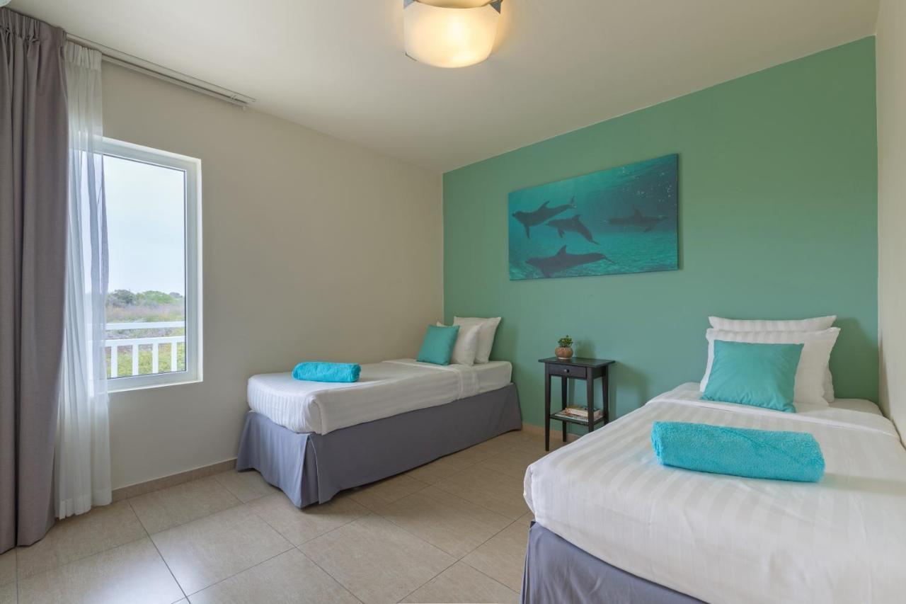 Dolphin & Wellness Curacao Hotel 3*
