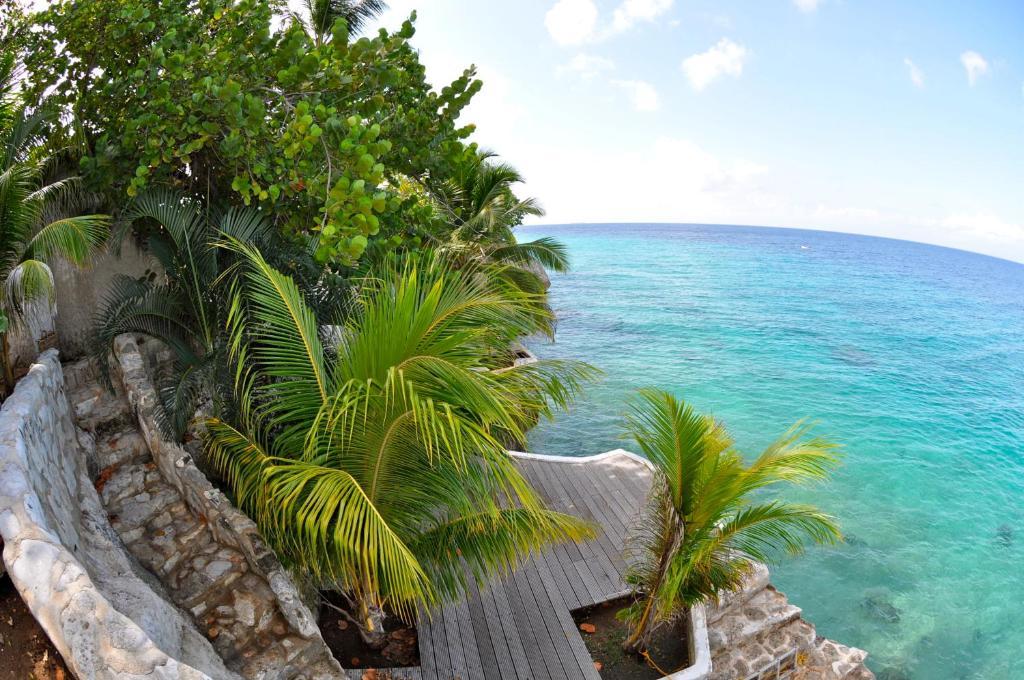 Sun Reef Village On Sea Aparthotel Willemstad