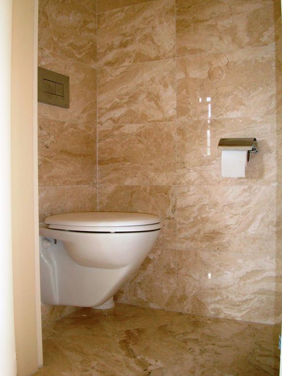 Apartamento The Strand Luxury Condominiums *