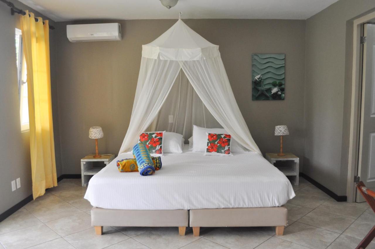 Guest house Hibiscus House Jan Thiel