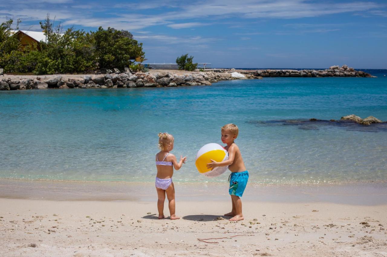 Lionsdive Resort Curacao