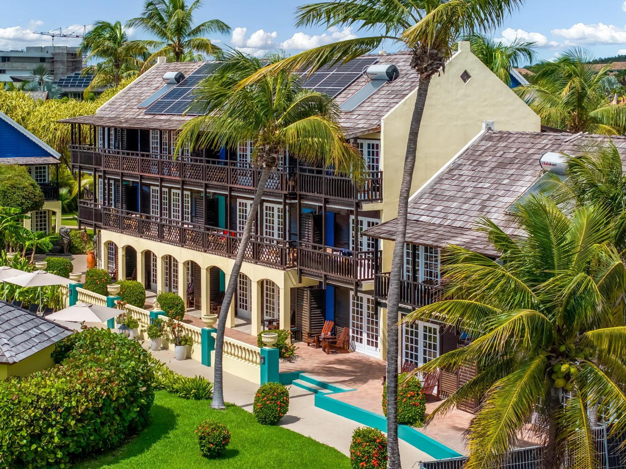 Lionsdive Resort 4*