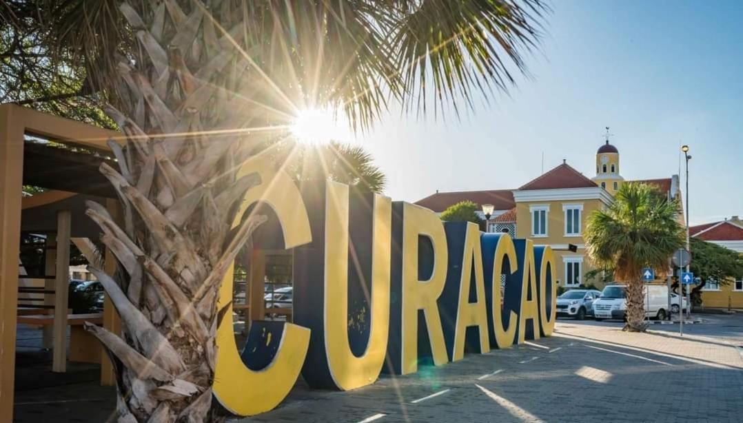 Royal Palm Curacao Geweldig Zeezicht