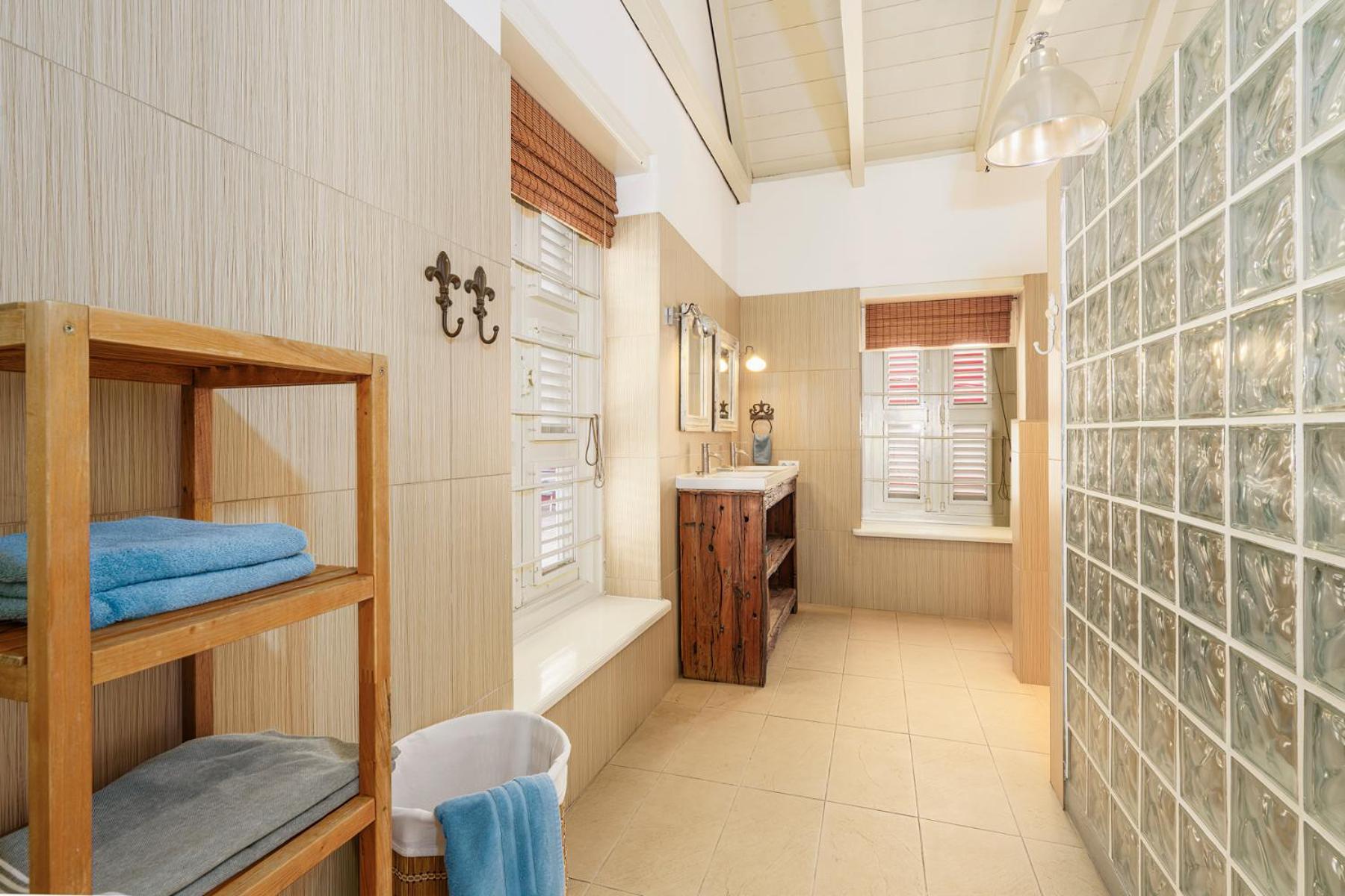Tokara Bed & Breakfast 4*