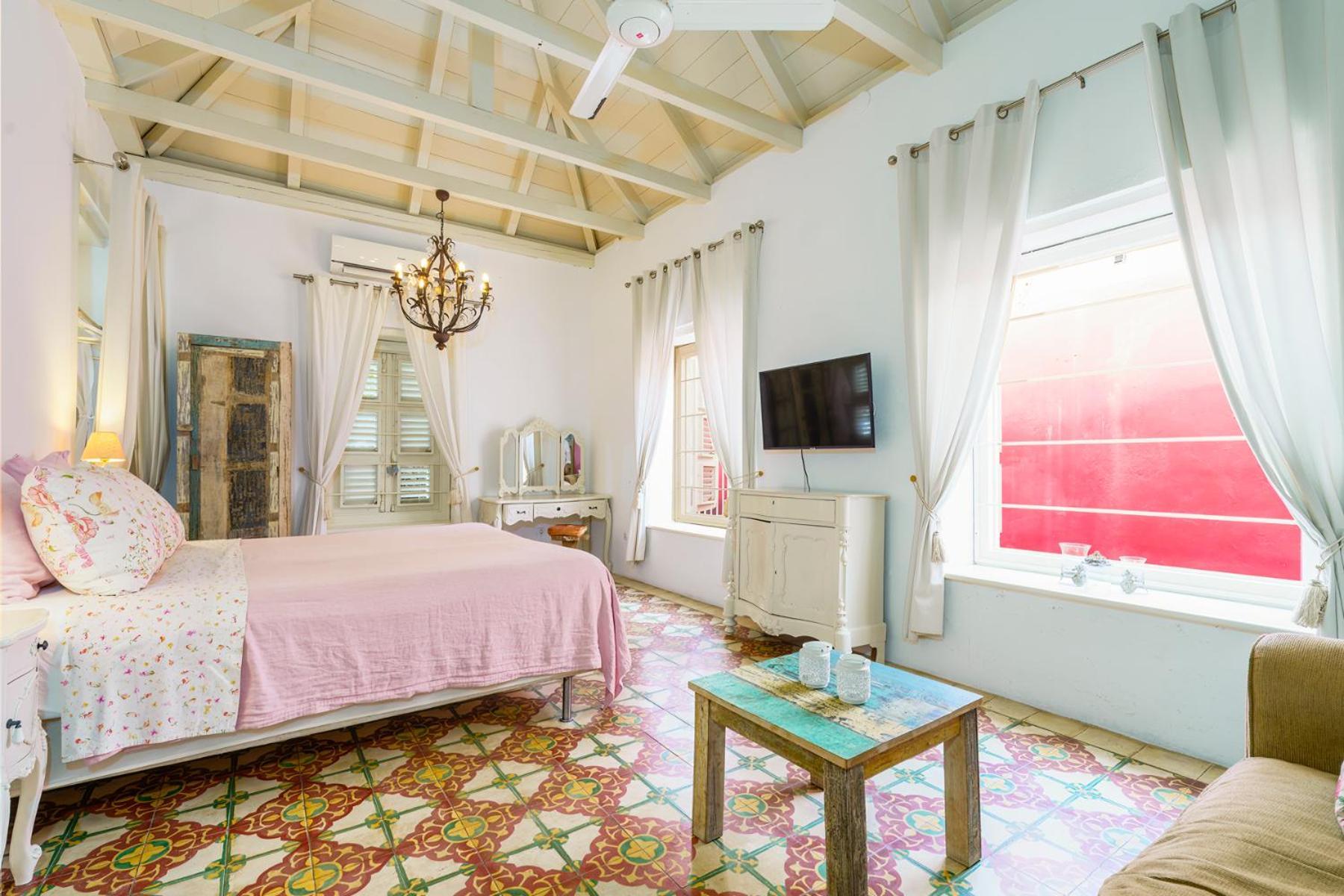 Bed & Breakfast Tokara