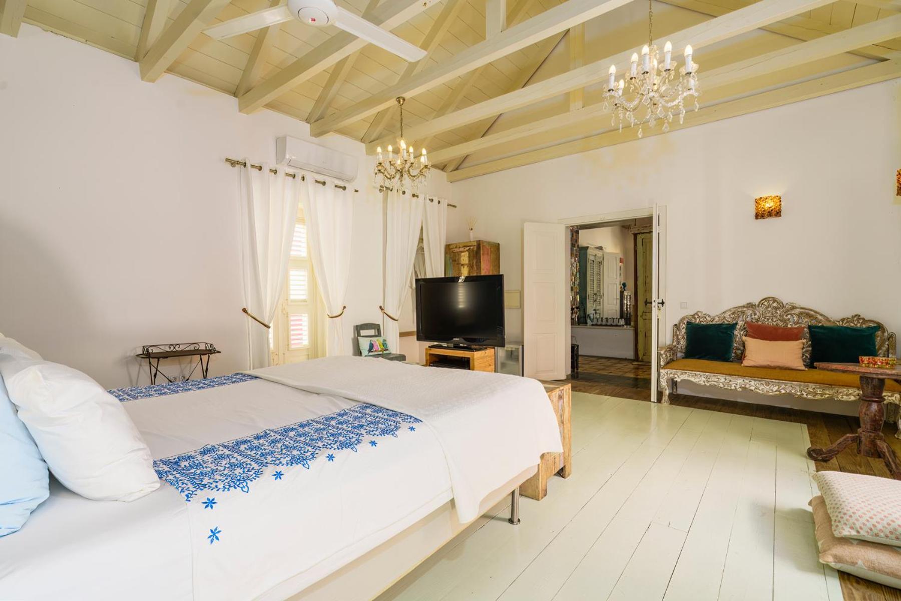 Bed & Breakfast Tokara
