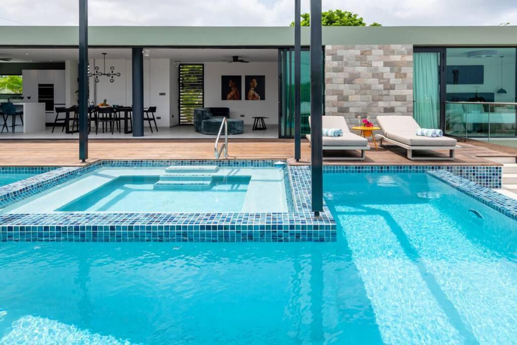 Sea View Luxury *