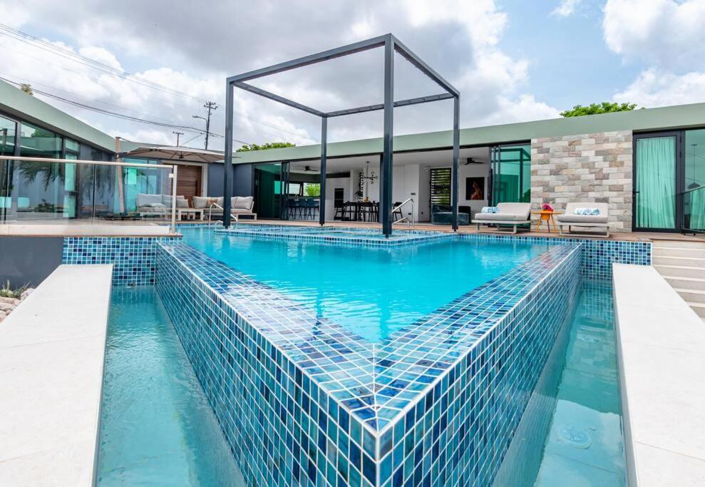 Sea View Luxury Villa