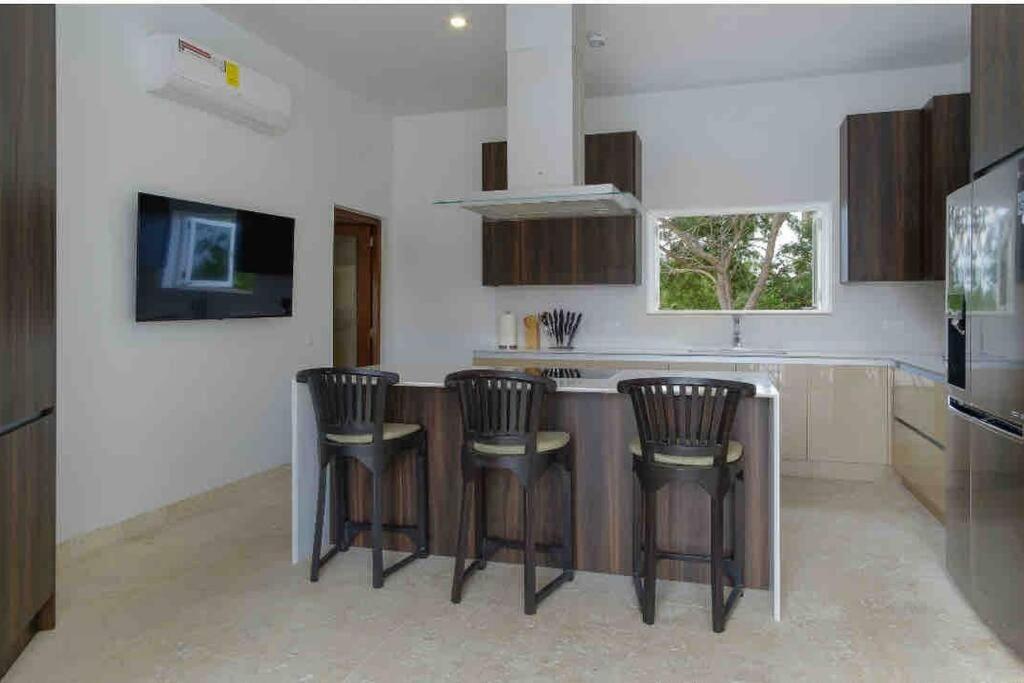 Villa Newvilla-coral Estate-walktobeach-private Pool-up To 16 Guests Seaview