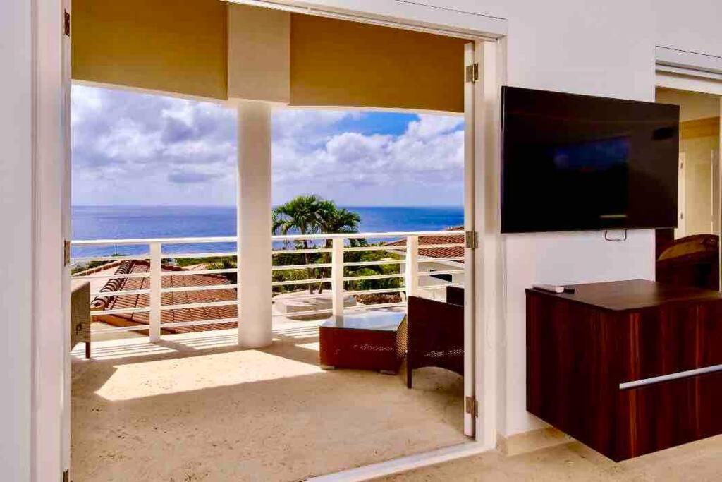 Villa Newvilla-coral Estate-walktobeach-private Pool-up To 16 Guests Seaview