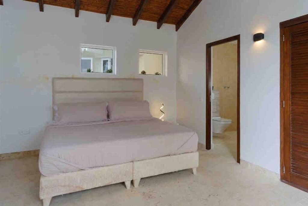 Newvilla-coral Estate-walktobeach-private Pool-up To 16 Guests Seaview * Willibrordus