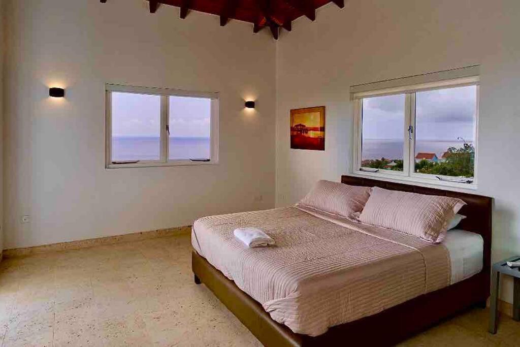 Newvilla-coral Estate-walktobeach-private Pool-up To 16 Guests Seaview * Willibrordus