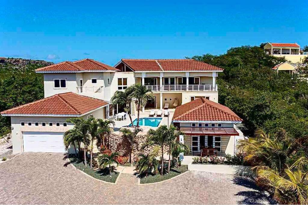 Newvilla-coral Estate-walktobeach-private Pool-up To 16 Guests Seaview Villa