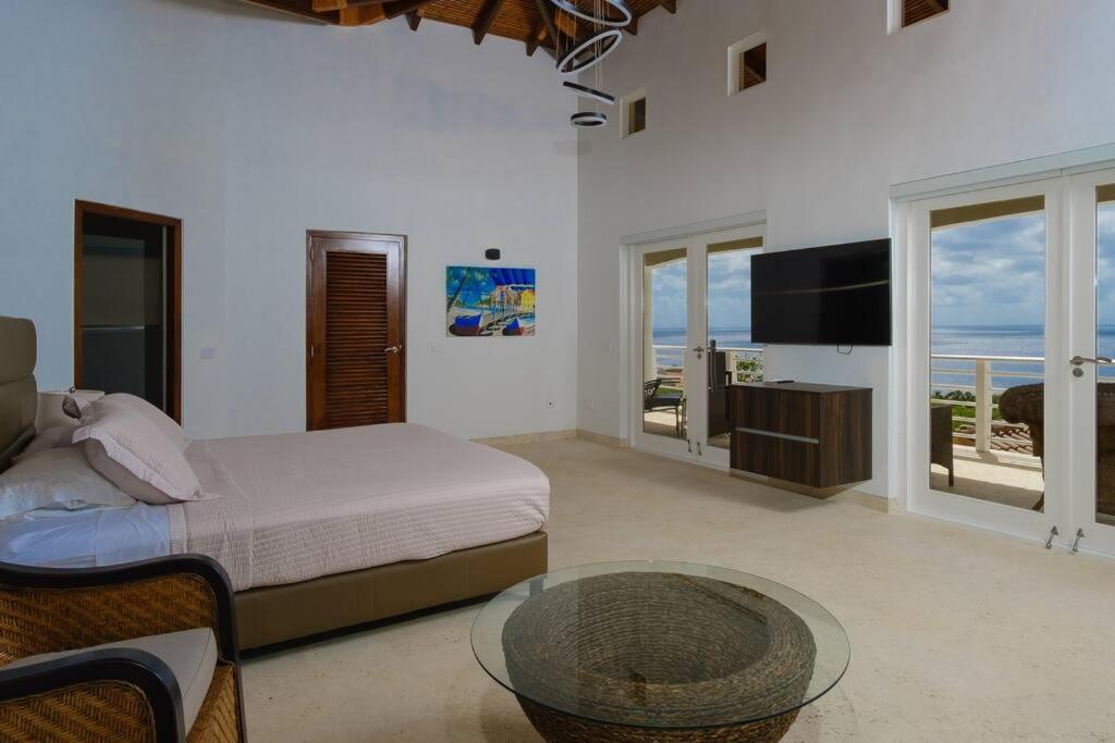 Villa Newvilla-coral Estate-walktobeach-private Pool-up To 16 Guests Seaview