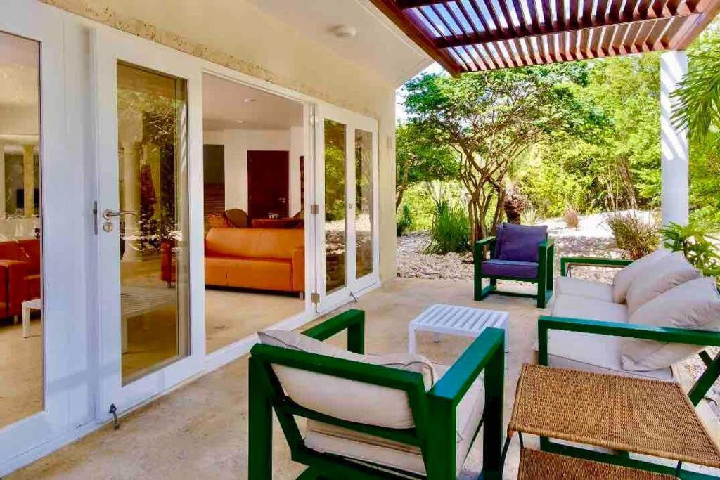 Villa Newvilla-coral Estate-walktobeach-private Pool-up To 16 Guests Seaview