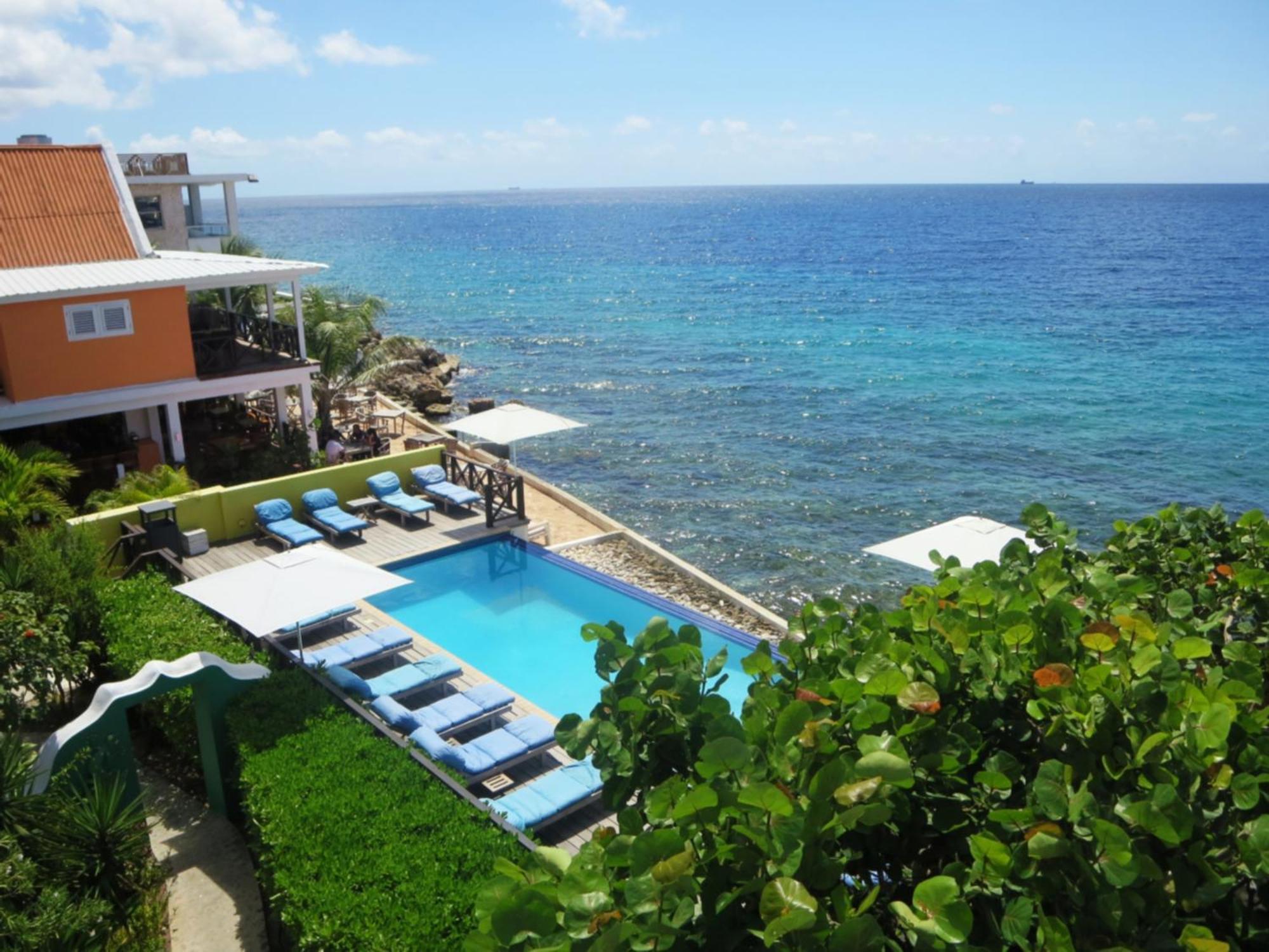 Scuba & Hotel 4*