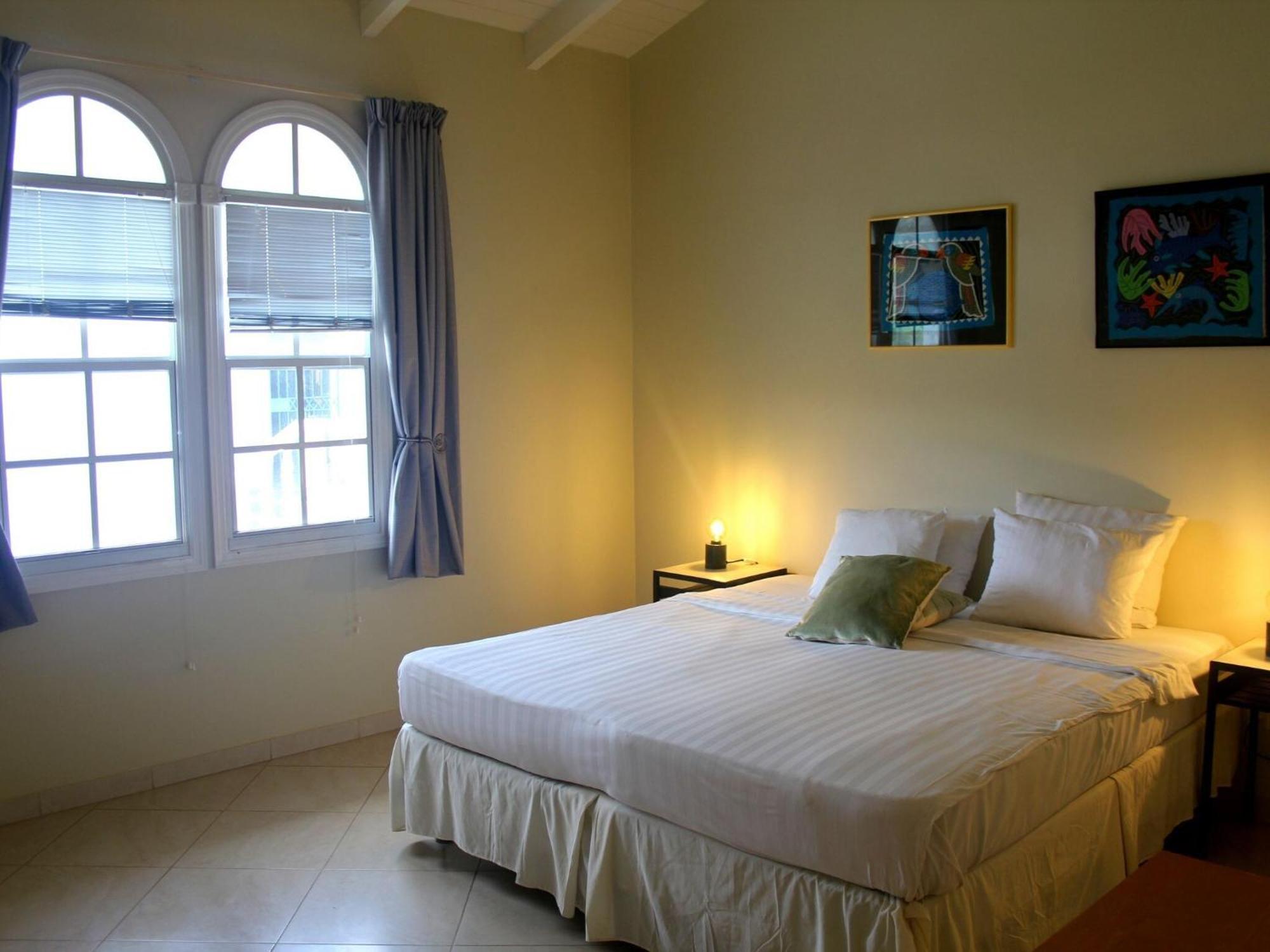 Gorgeous In Willemstad With Pool Apartment Jan Thiel