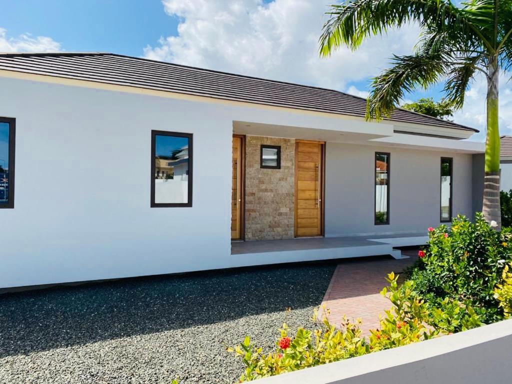 Holiday home Blenchi *