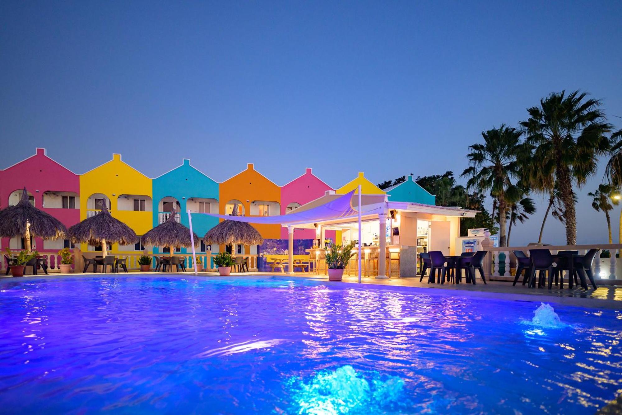 Merakii Seaview Escape Curacao