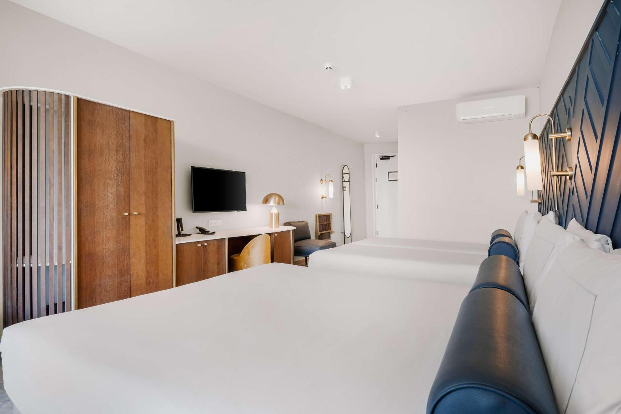 Resort Mangrove Corendon Curacao Resort, Curio By Hilton 4*