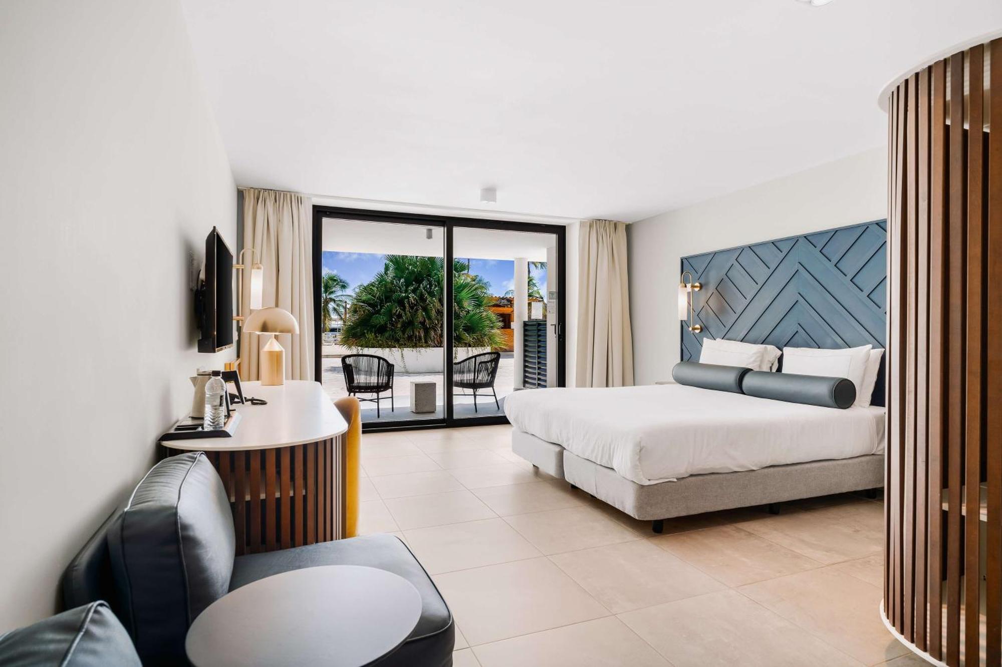 Resort Mangrove Corendon Curacao Resort, Curio By Hilton