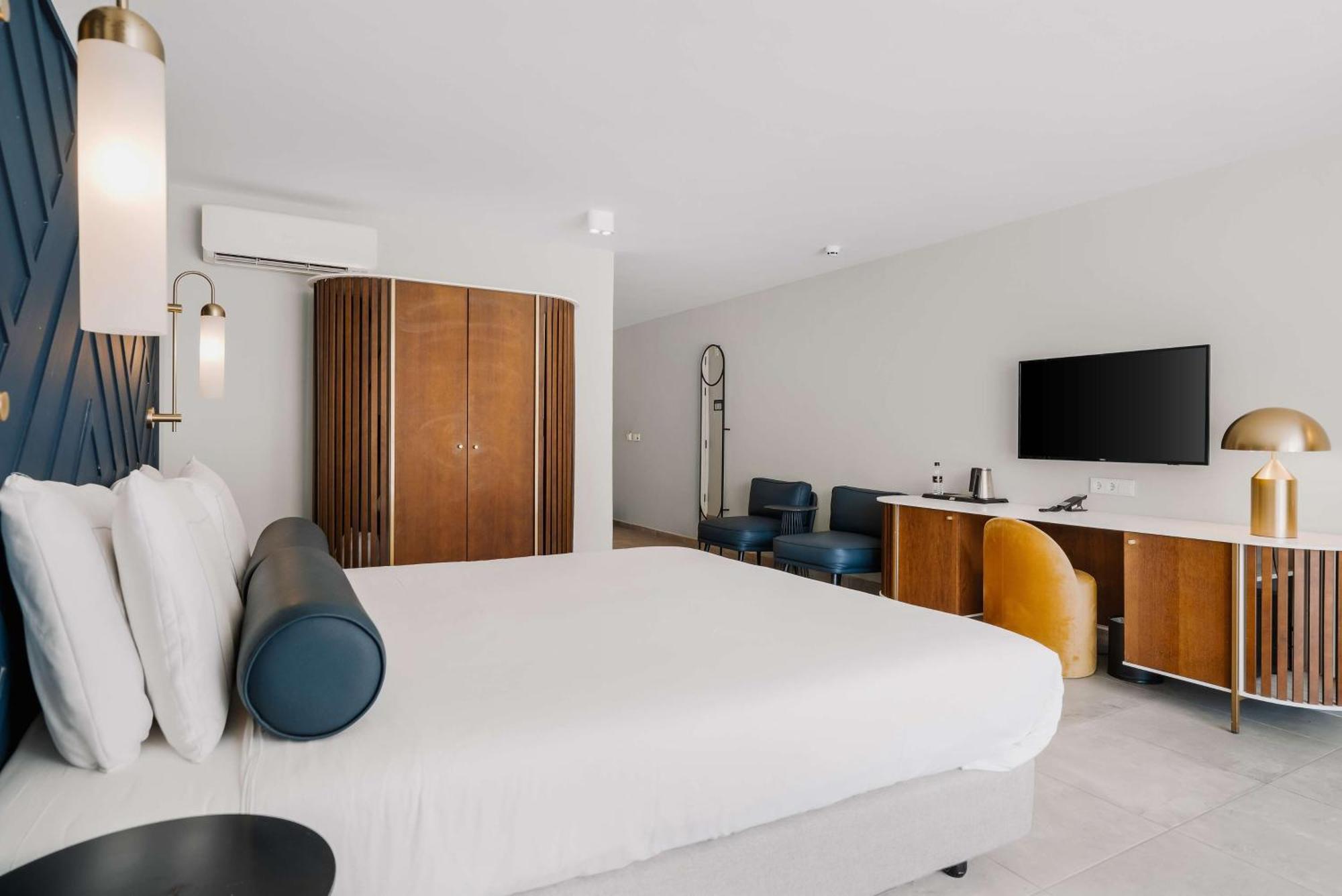 Mangrove Corendon Curacao Resort, Curio By Hilton 4* Willemstad