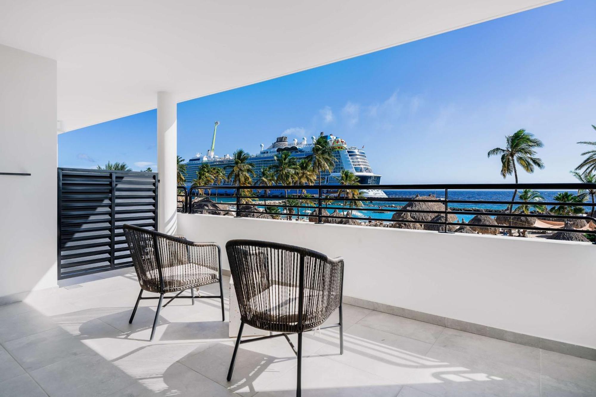 Mangrove Corendon Curacao Resort, Curio By Hilton Resort