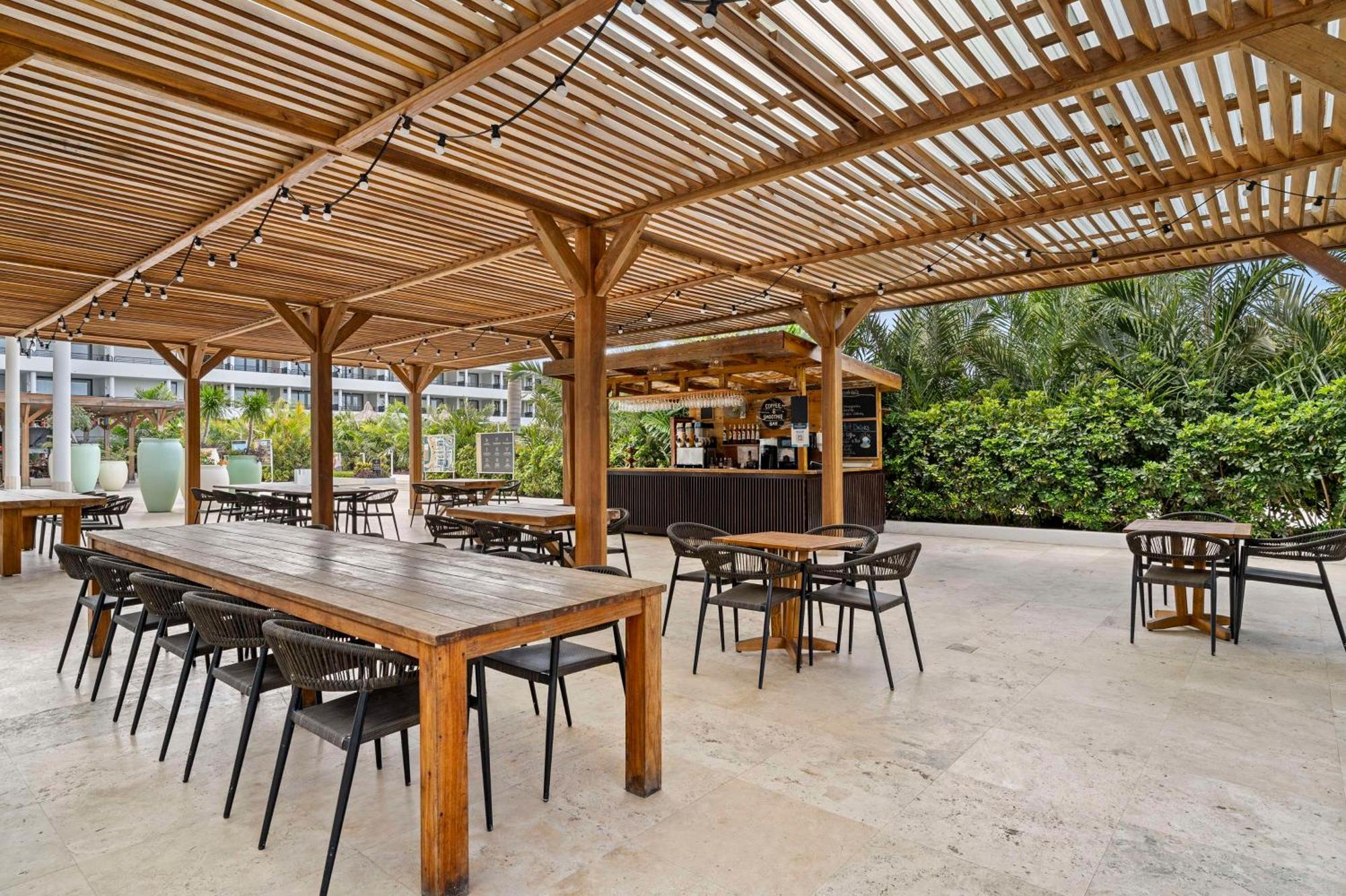 Resort The Rif At Mangrove Corendon Curacao All-inclusive, Curio By Hilton