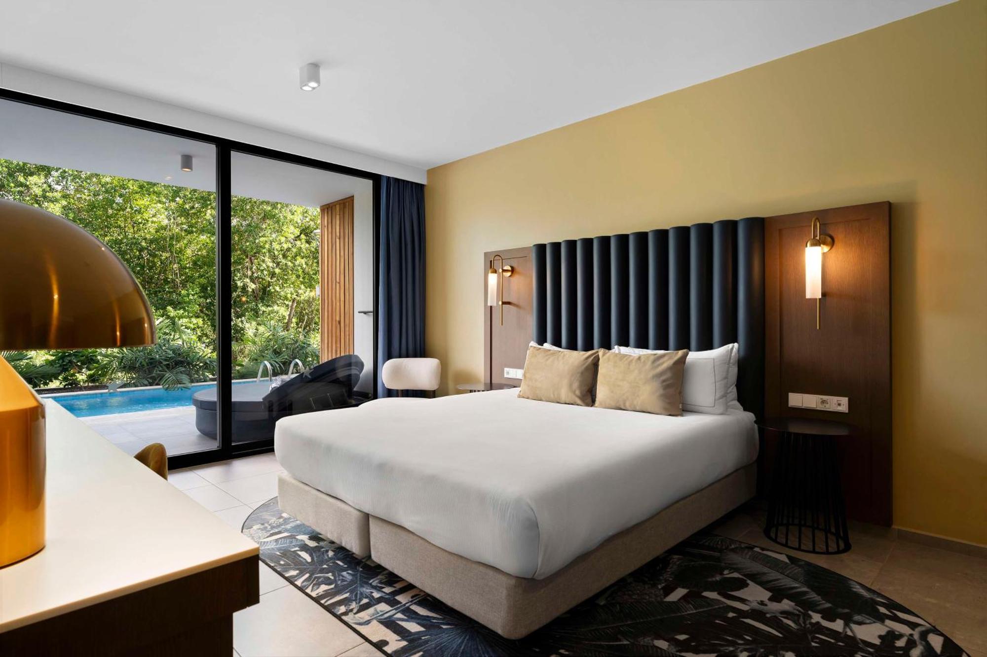 The Rif At Mangrove Corendon Curacao All-inclusive, Curio By Hilton Resort Willemstad