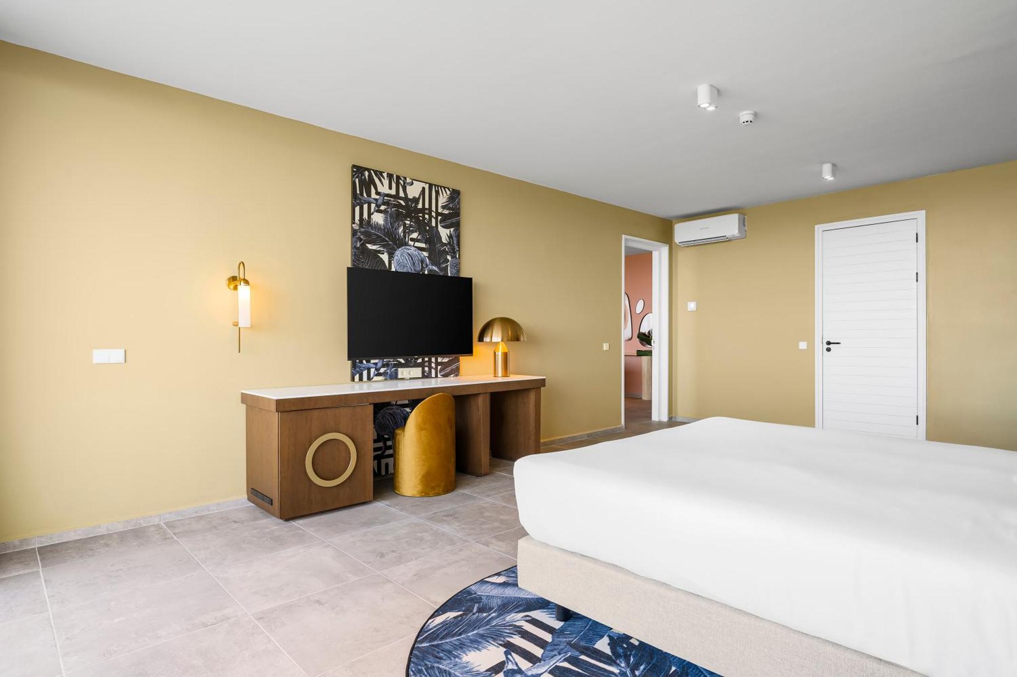 Resort The Rif At Mangrove Corendon Curacao All-inclusive, Curio By Hilton