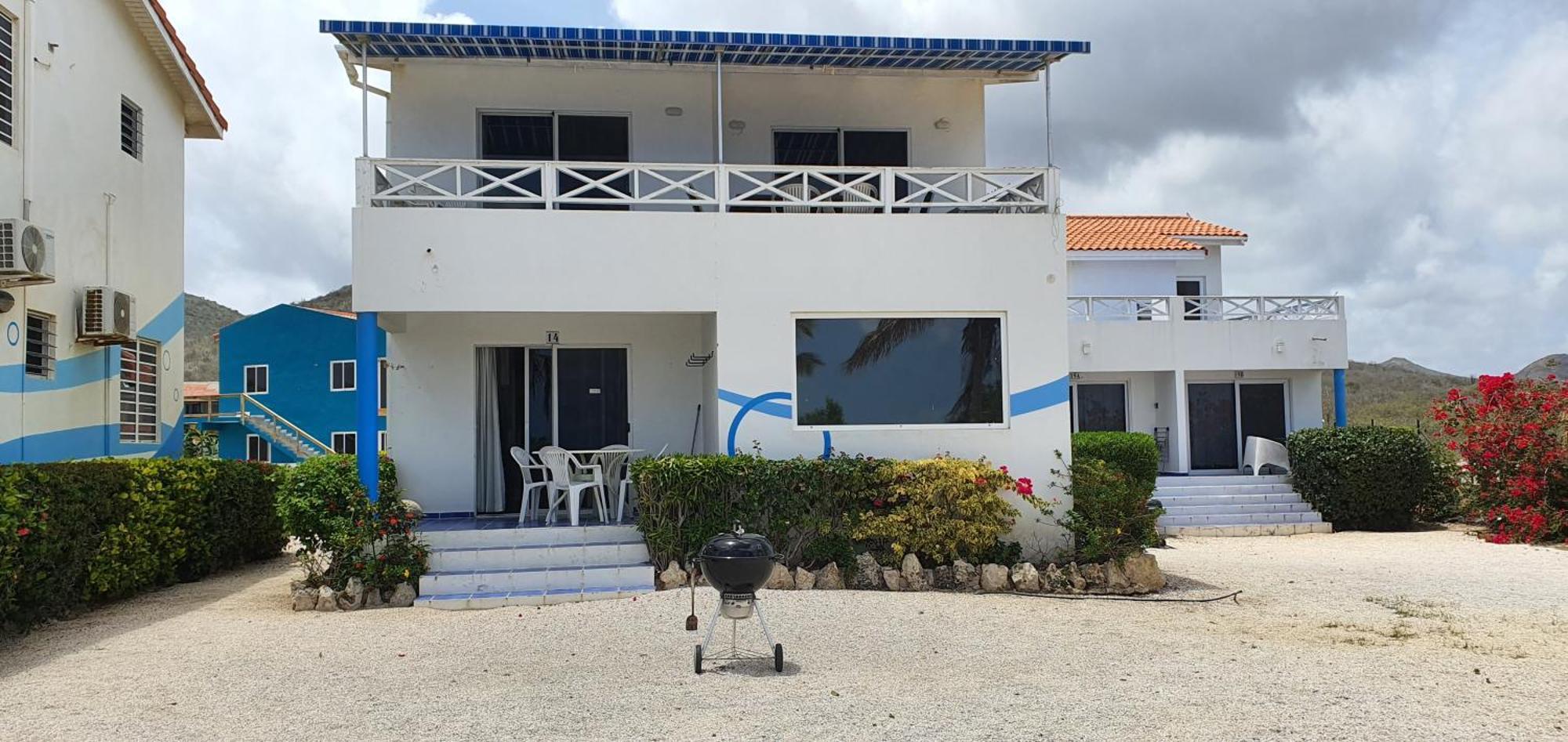 Marazul Dive Resort. 3 Bedroom Seafront House. Dive, Snorkel, Enjoy Amazing Sunsets Westpunt