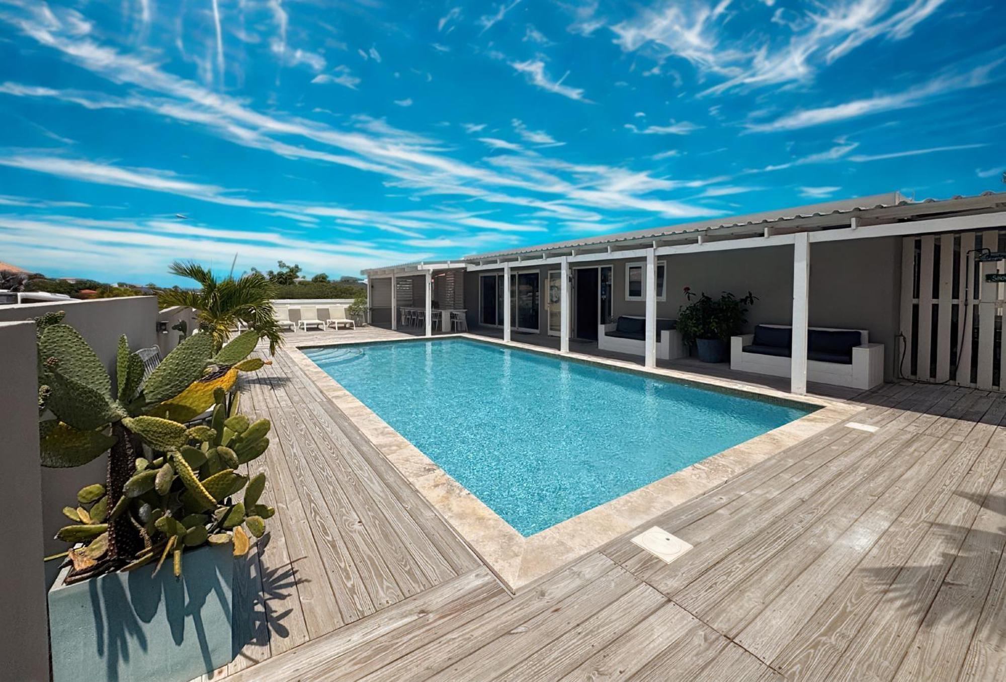 Bed & Breakfast Boutique & Jt Curacao 4*