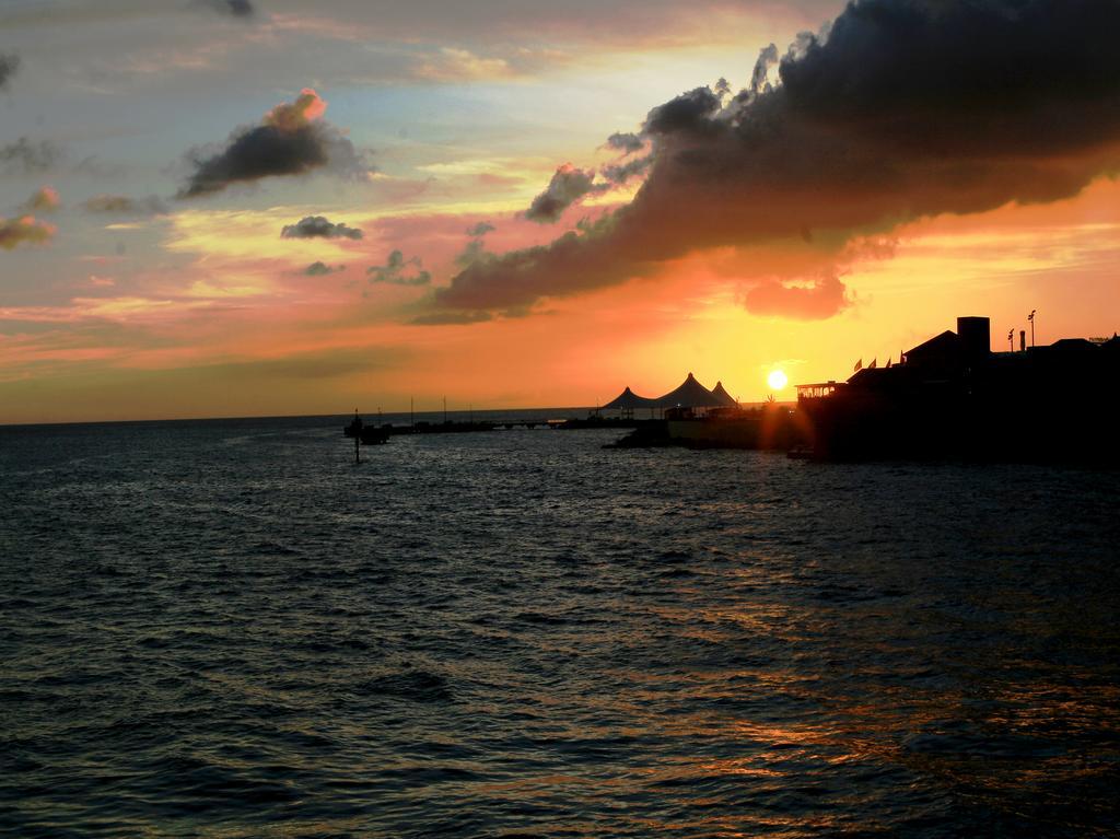 Plaza Curacao & Casino 3* Willemstad