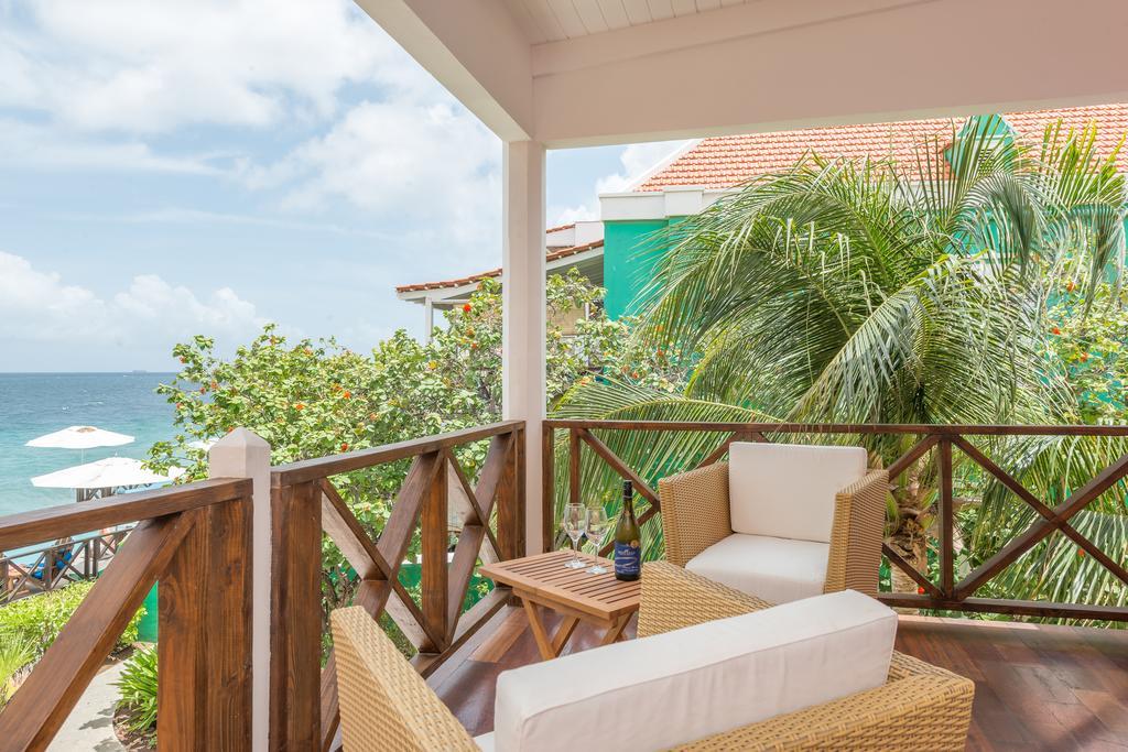 Hotel Scuba & Willemstad