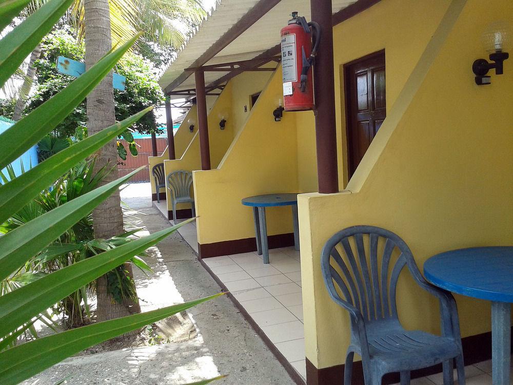 Cecil Paradise Hotel