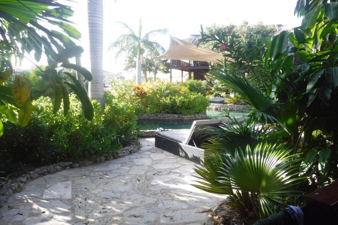 The Kontiki Resort Willemstad