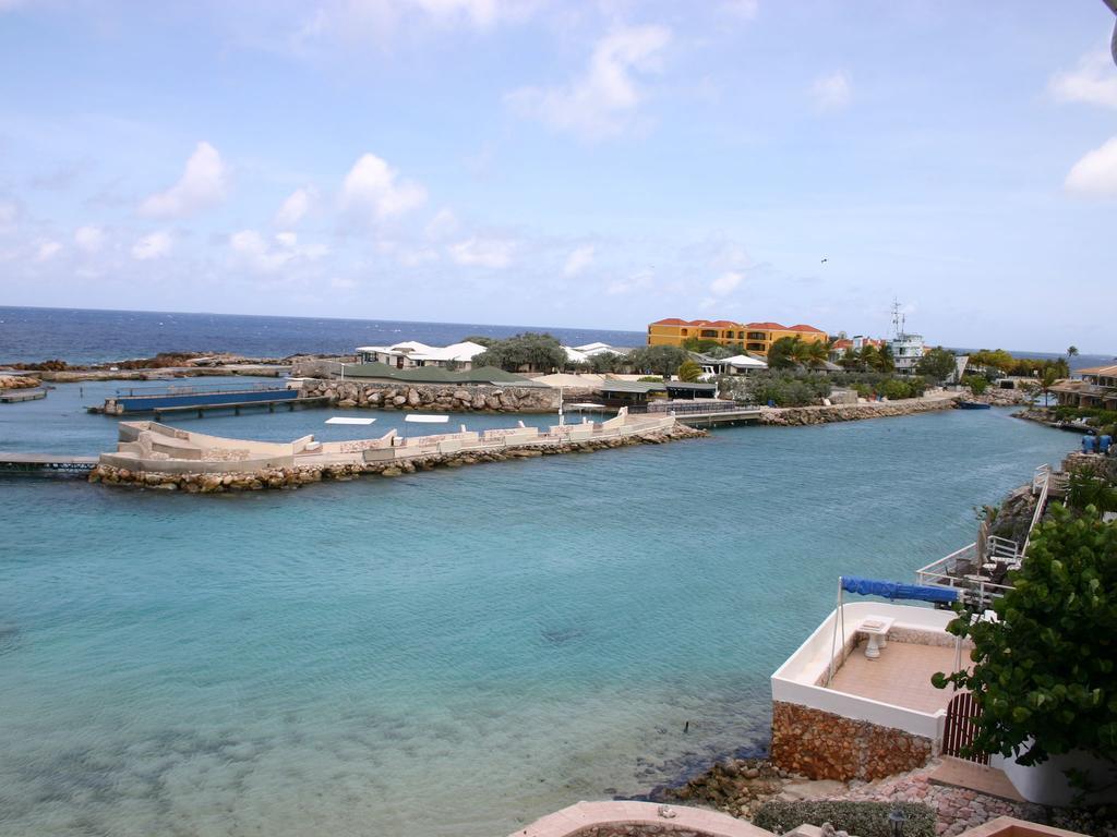 Apartment Gorgeous In Willemstad With Pool
