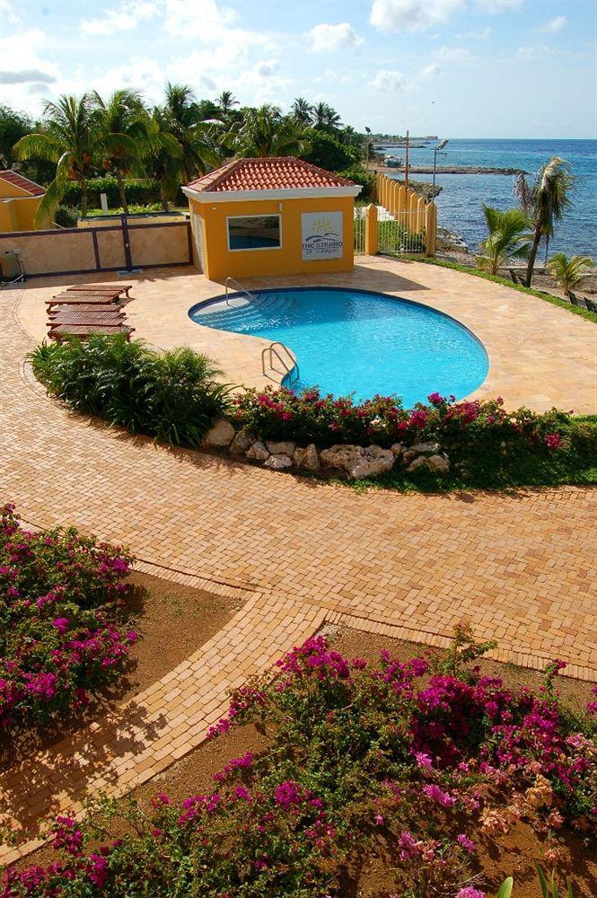 The Strand Luxury Condominiums Apartamento Curacao