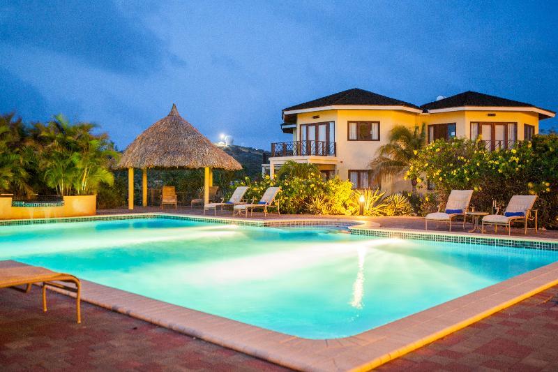 Kura Hulanda & Club Hotel 3*