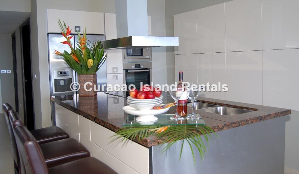 Apartamento The Strand Luxury Condominiums *