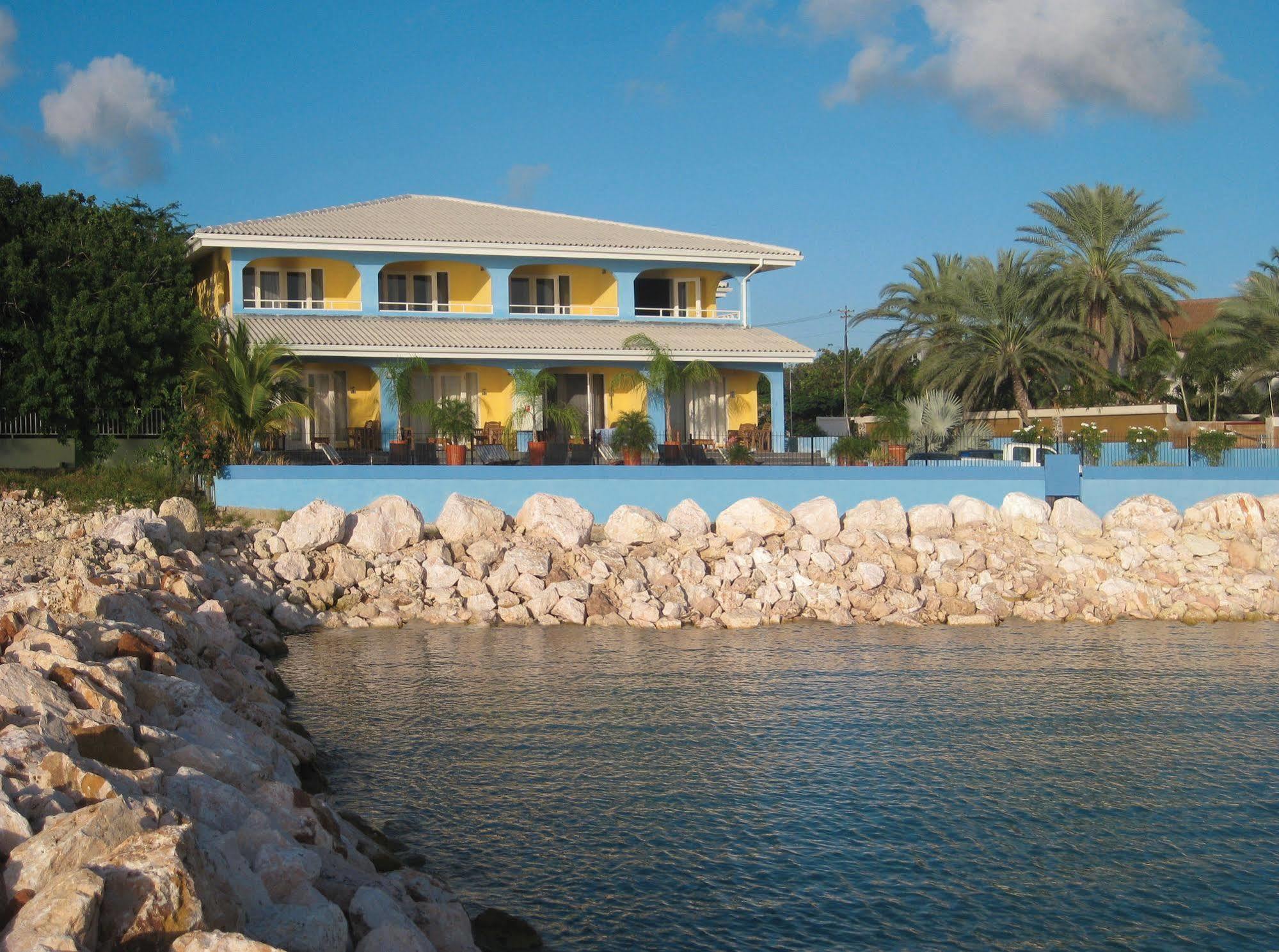 Atlantis Hotel